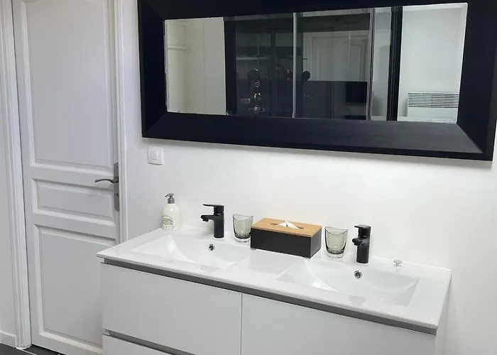 Bed & Breakfast Favau *